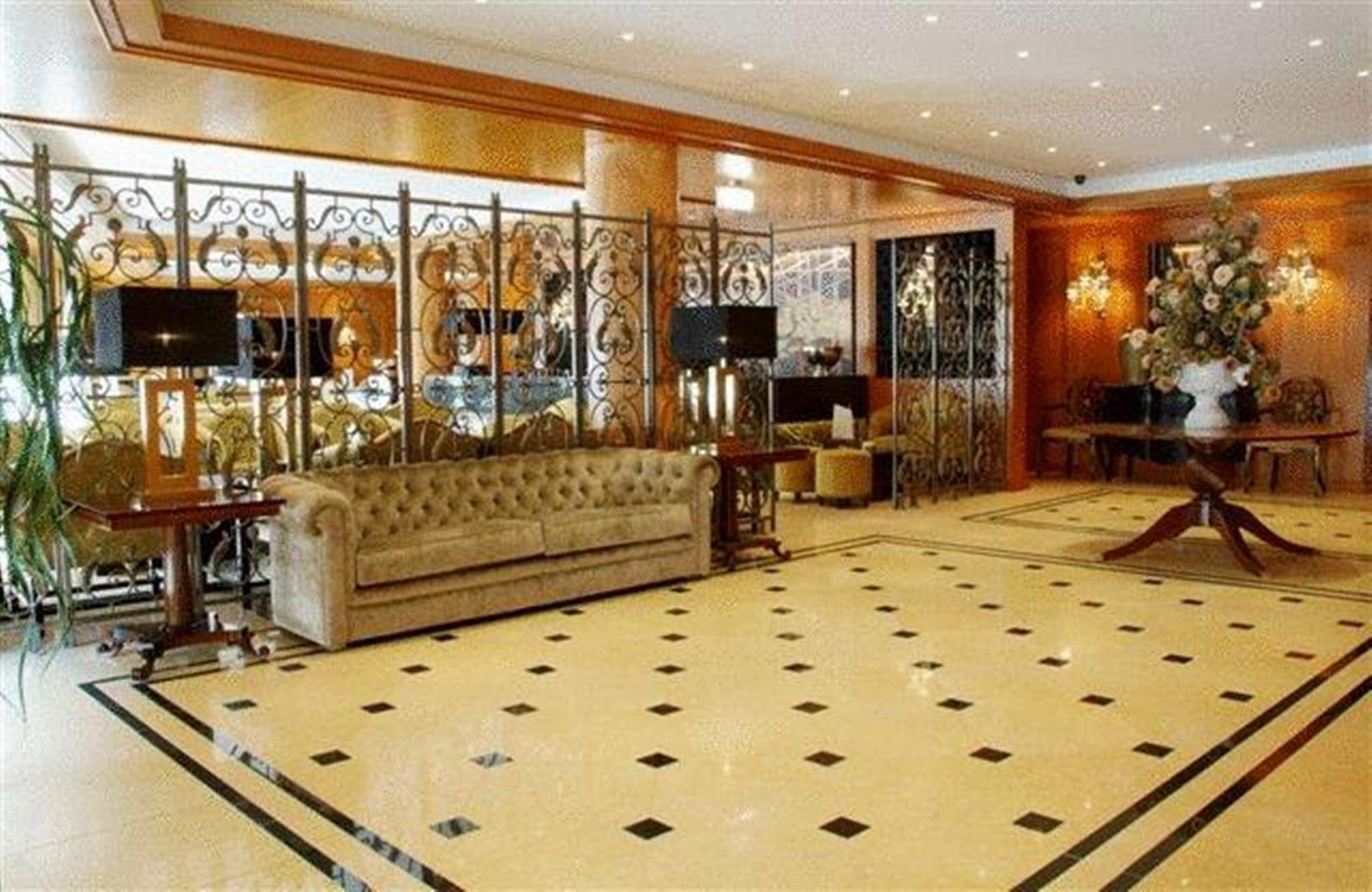 Hotel Moliceiro อาเวโร ภายนอก รูปภาพ